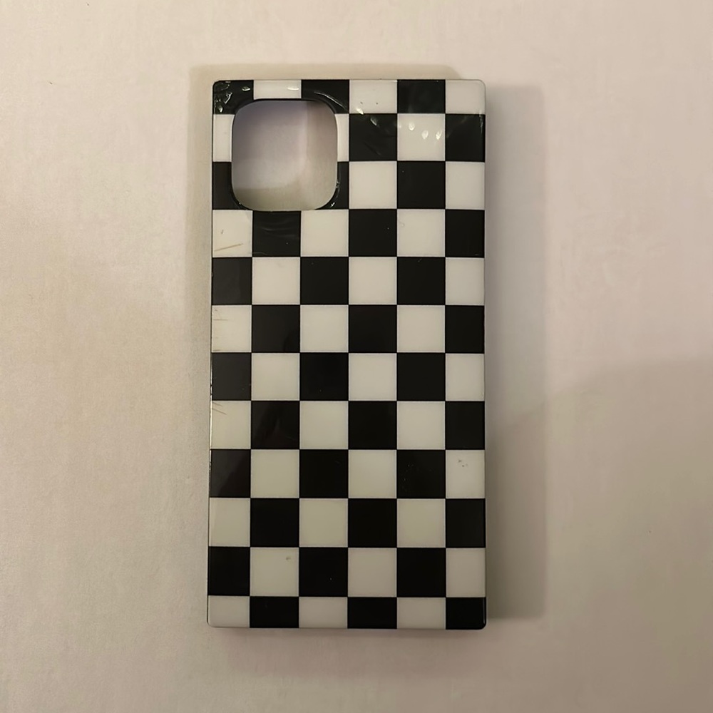 Checkered FLAUNT iPhone 11 Pro Case